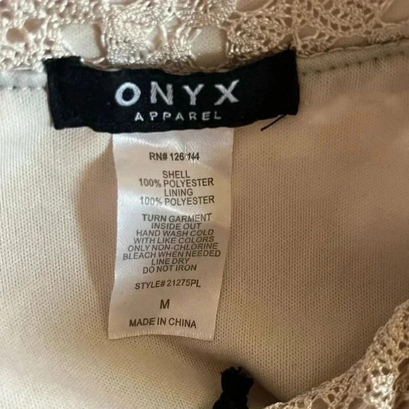 Onyx Apparel Polyester Stand Out Sleeveless Top Women's sz Medium - Picture 11 of 15